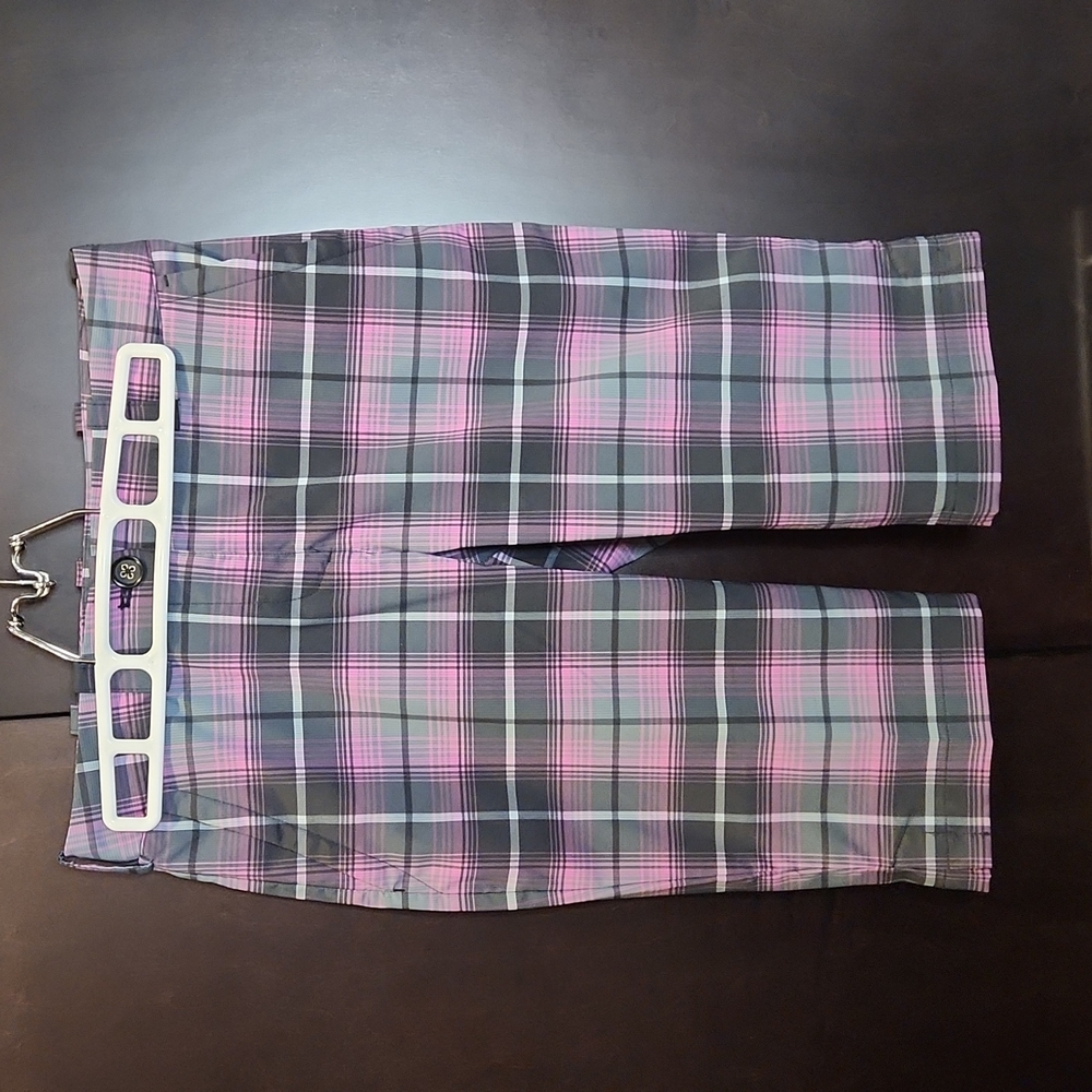 NIKE golf Tour Performance Dryfit shorts. Like New!